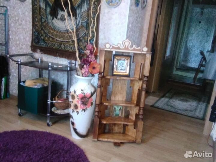 Угловой домашний иконостас