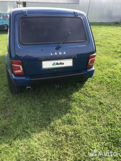 LADA 4x4 (Нива) 1.7 МТ, 2002, 220 000 км