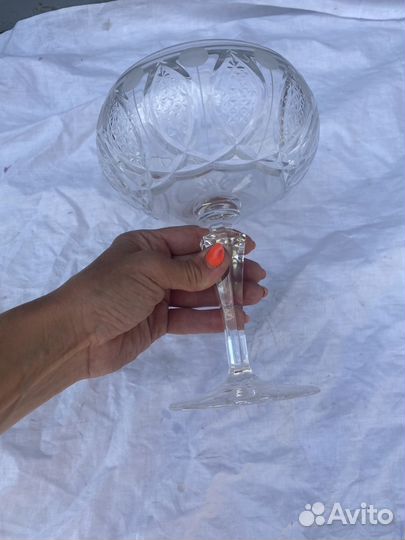 Ваза на ножке 