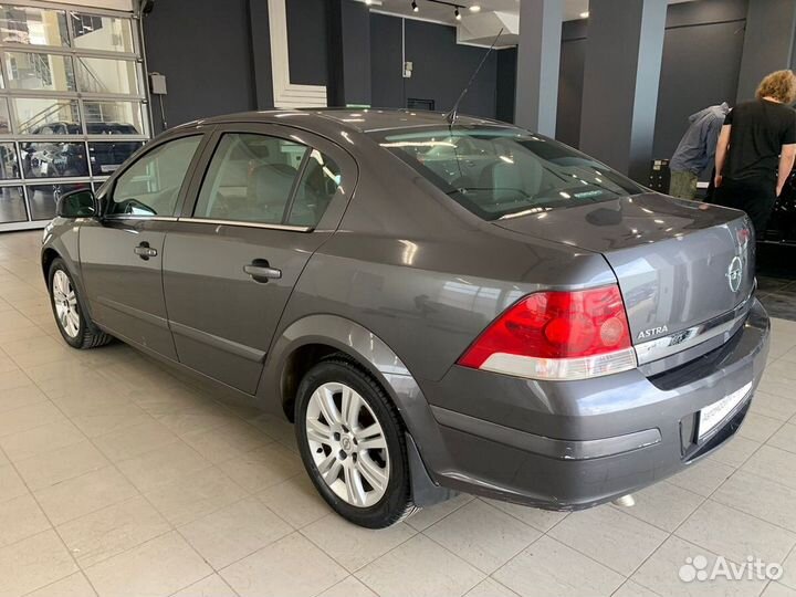 Opel Astra 1.8 AT, 2011, 159 612 км