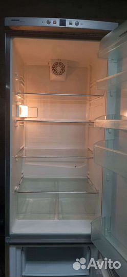 Холодильник 
