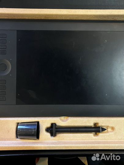 Графический планшет wacom intuos pro m