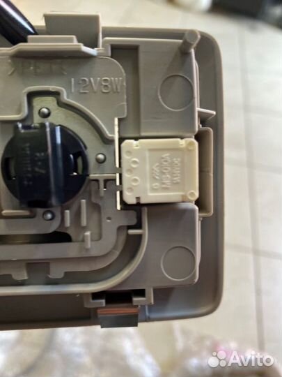 Плафон подсветки салона Suzuki Swift