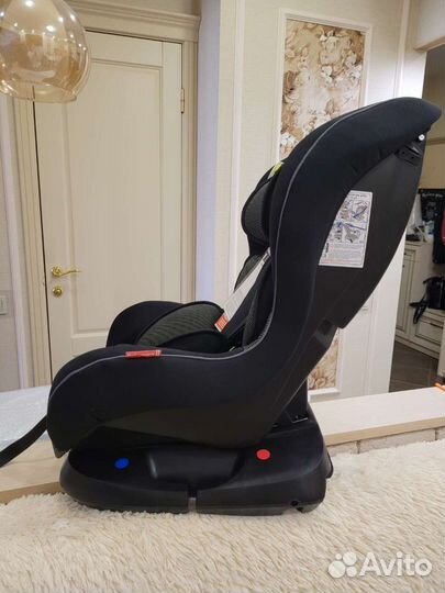 Новое автокресло 0-18 кг, 0-4 года