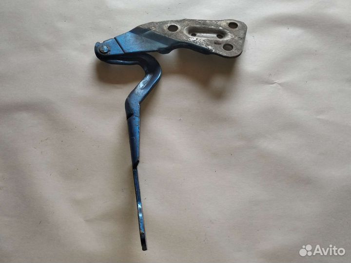 Петля капота левая astra G / zafira