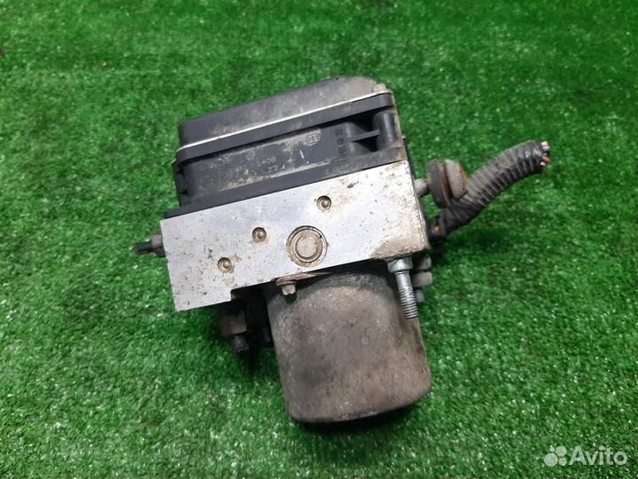 Насос ABS Nissan Qashqai J10 2008