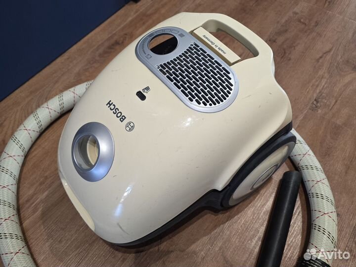 Пылесос bosch bsgl2move5