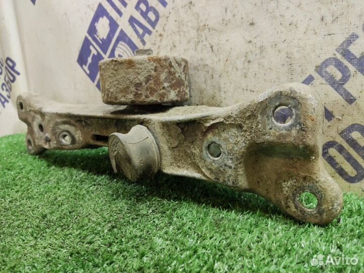 Кронштейн Bmw E39 седан 2.5 M52 1997