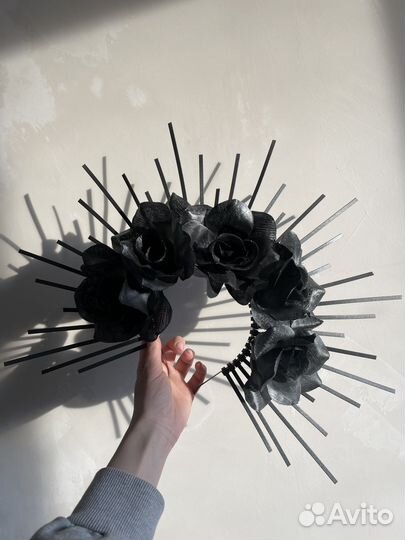 Ободок с цветами и лучами