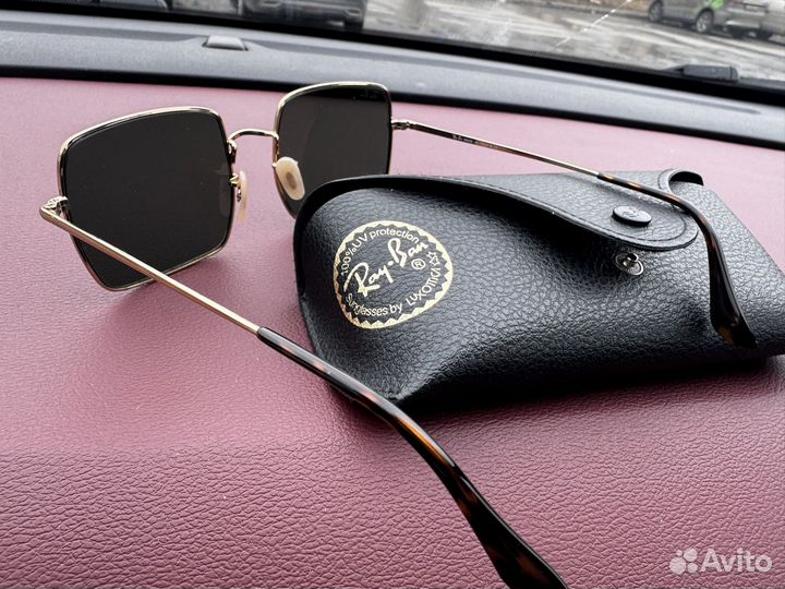 Солнцезащитные очки ray ban