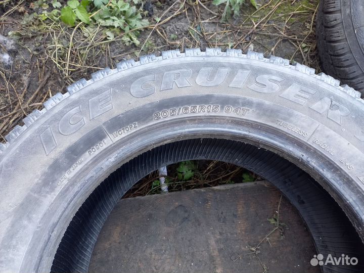 Bridgestone Ice Cruiser 7000 205/65 R15