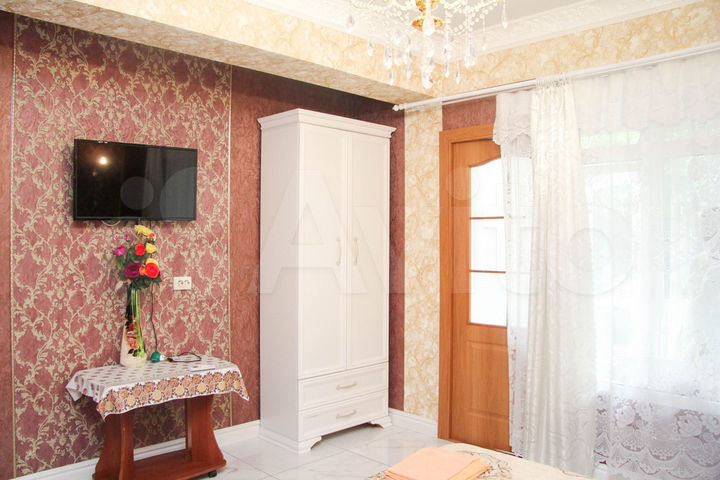 Комната 25 м² в 1-к., 1/2 эт.