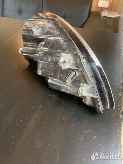 Фара галоген левая фольксваген джетта 2011г