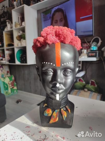 Африканка Бюст