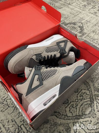 Кроссовки Air Jordan 4 Taupe Fauze