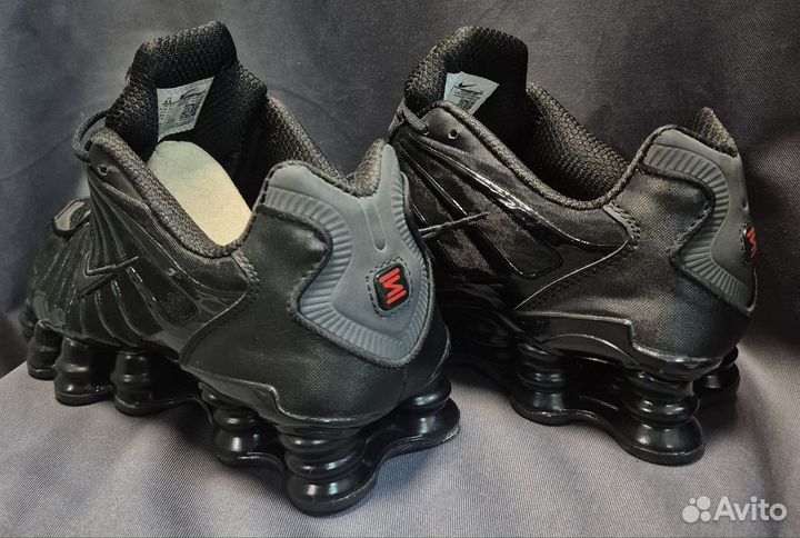 Кроссовки Nike shox