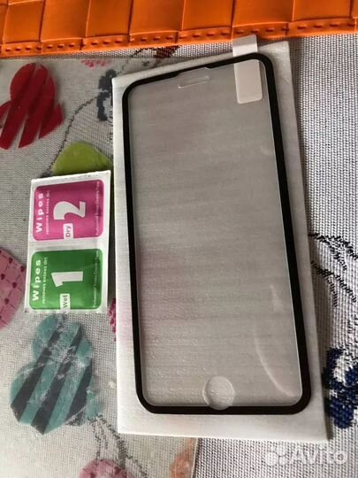 Защитное стекло iPhone