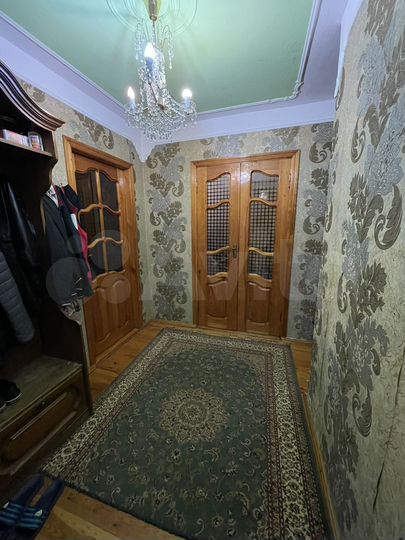3-к. квартира, 80 м², 1/5 эт.