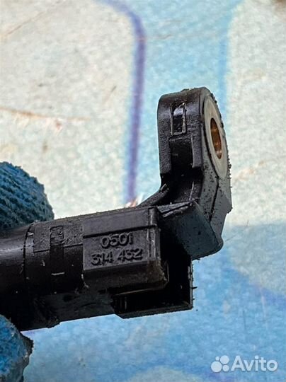 Датчик скорости 0501314432
