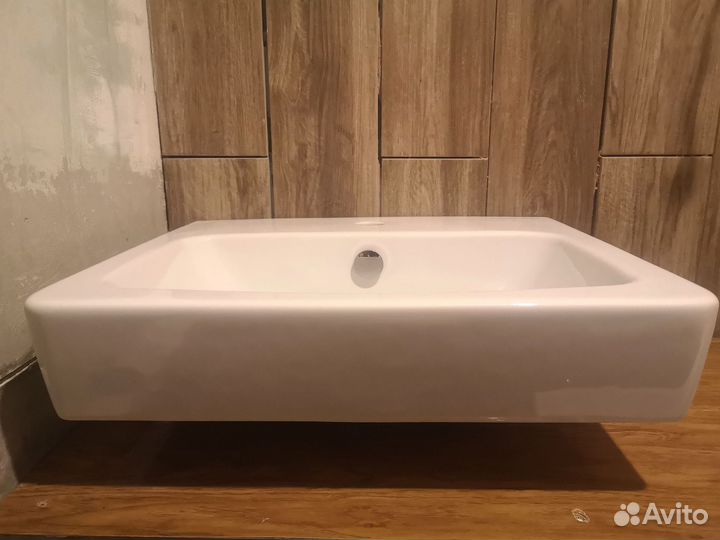 Раковина в ванную накладная