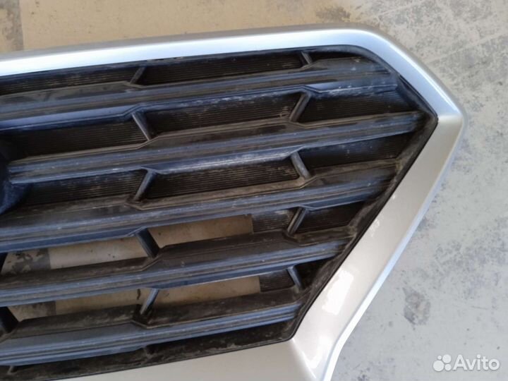 Решетка радиатора Крета 2