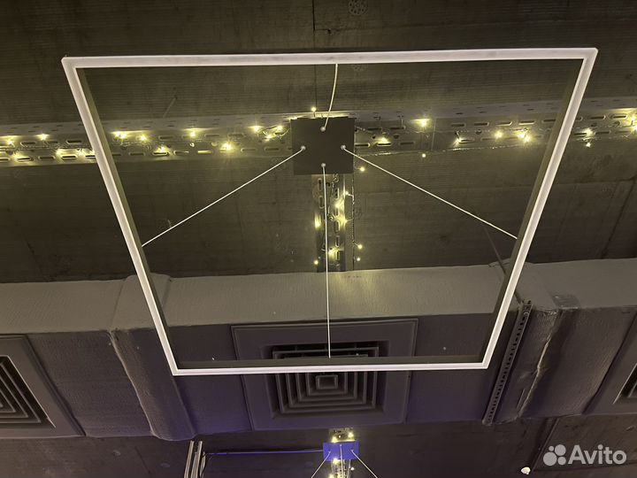 Светильник потолочный