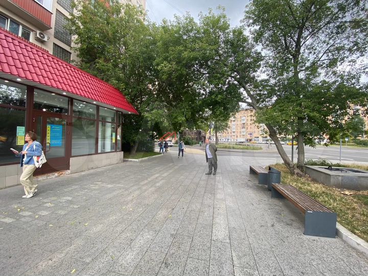 Сдам торговое помещение, 77 м²