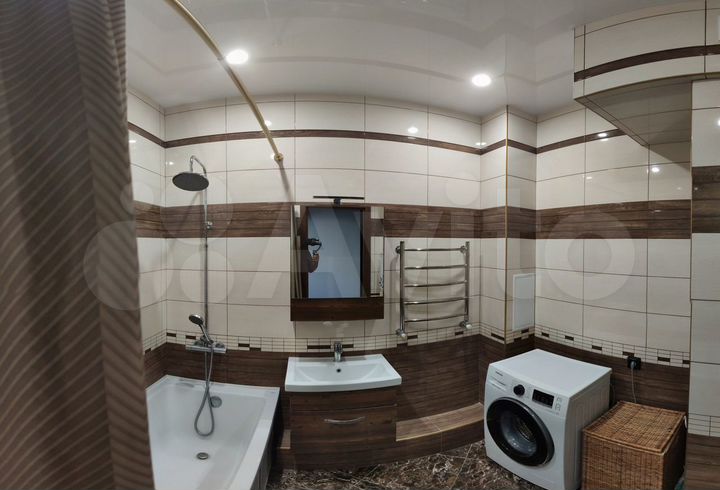 2-к. квартира, 65 м², 2/9 эт.