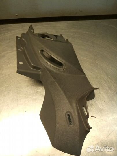 Обшивка стойки задняя левая Ford Focus 2+ DB qqdb