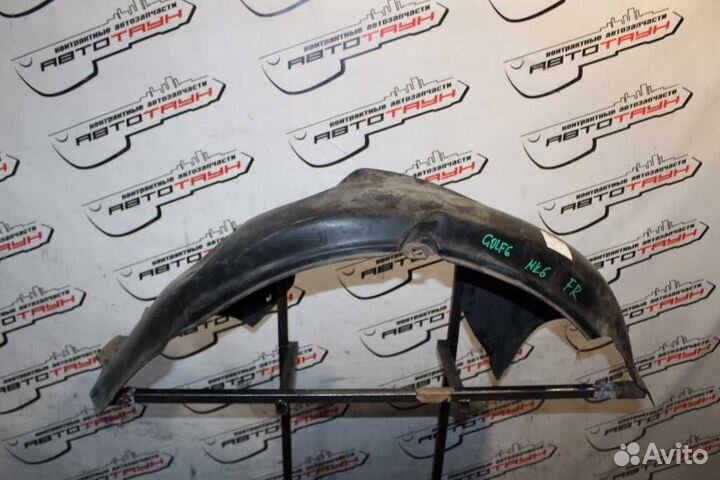 Подкрылок volkswagen golf jetta 1K2 1K5 5K1 AJ5 MK