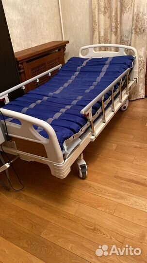 Кровать медицинская многофункциональная