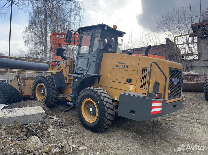Фронтальный погрузчик Lonking CDM833, 2023