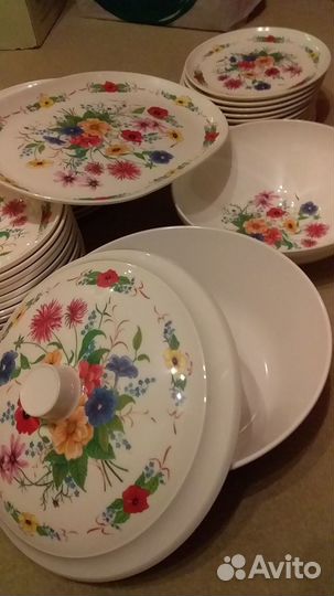 Столовый сервиз на 12 персон