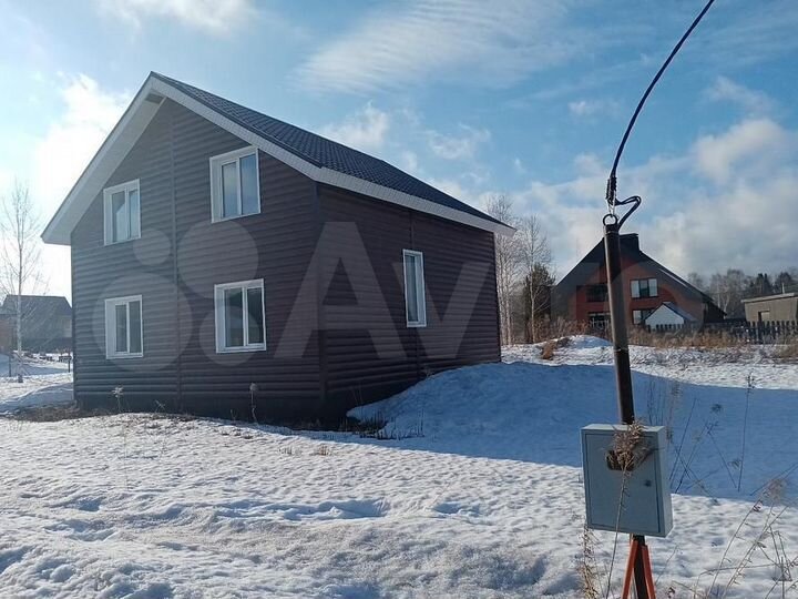 Коттедж 121 м² на участке 12 сот.