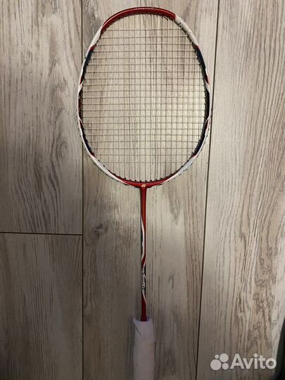 Ракетка для бадминтона