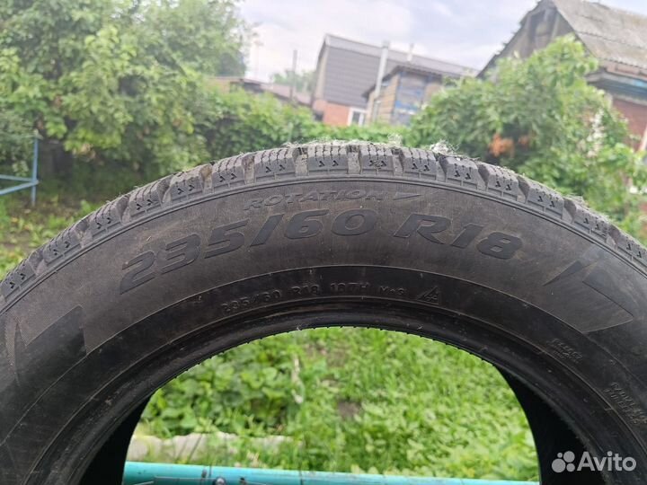 Pirelli Ice Zero 235/60 R18