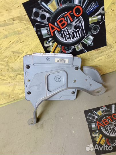 Блок управления ABS Toyota Gaia SXM15 3SFE 4WD