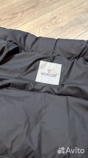 Легкий пуховик moncler мужской