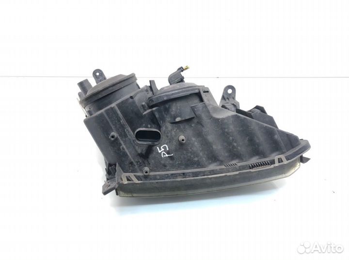 Фара Opel Vectra C (2002-2008)