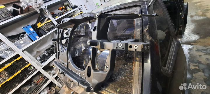 Передняя панель, телевизор Volkswagen Passat B5+