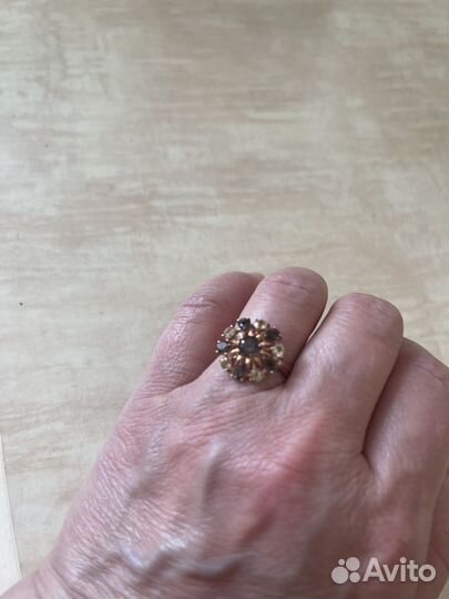 Серебряное кольцо женское
