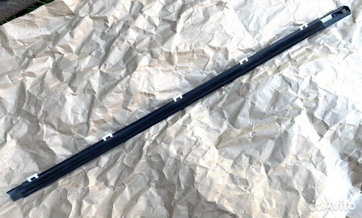 Бархотка двери передней Kia Ceed ED (2007-2012)