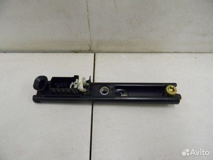 Механизм регулировки ремня безопасности Focus I 19