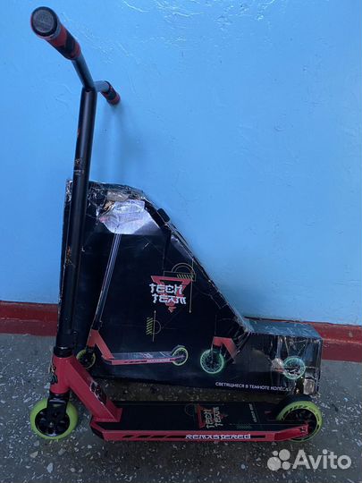 Трюковой самокат