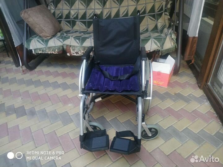Медицинское инвалидное кресло