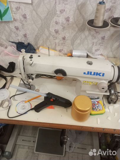 Швейная машинка