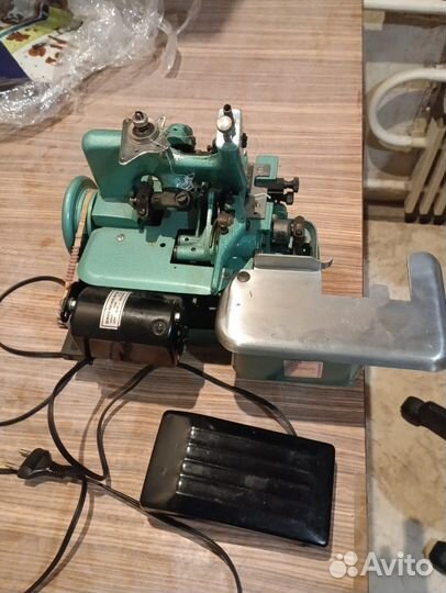 Оверлок для швейной машины