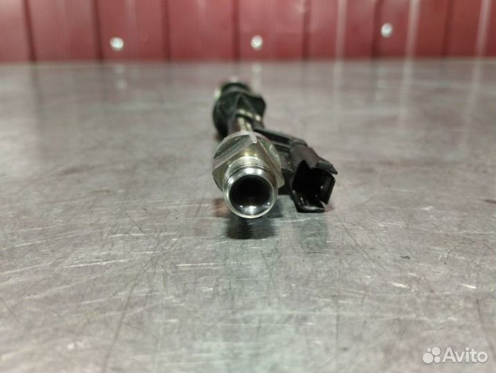 Форсунка Bmw 5 Series F10 N20B20A 2011