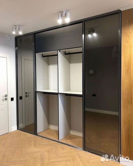 Шкаф встроенный