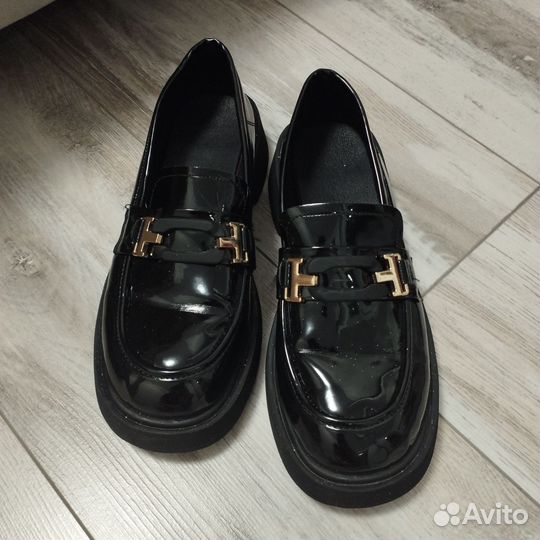 Продам туфли 38 размера
